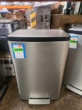 Kohler 47 L Step Trash Bin