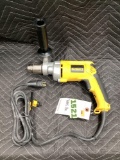 DeWalt corded 1/2in. VSR drill*Turns on*