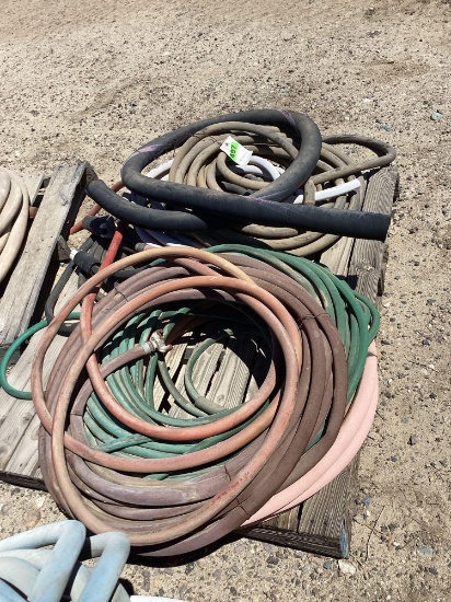 Pallet lot of assorted hoses