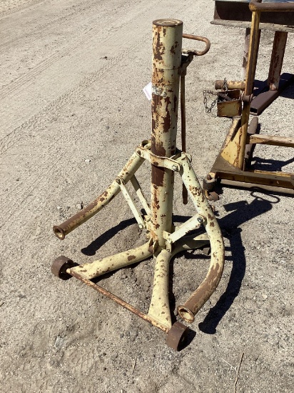 Milwaukee bumper jack