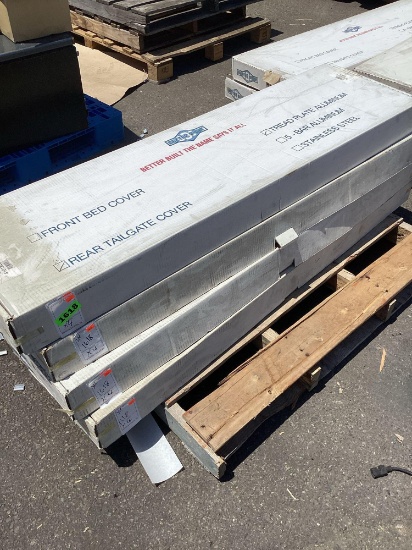 (4)Rear Tread plate Cover Aluminum