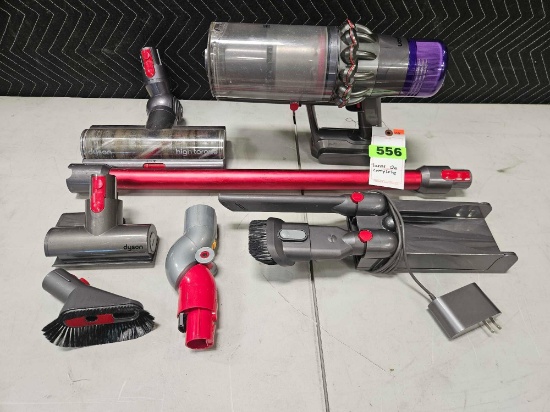 DYSON V10 Cordless Stick Vacuum