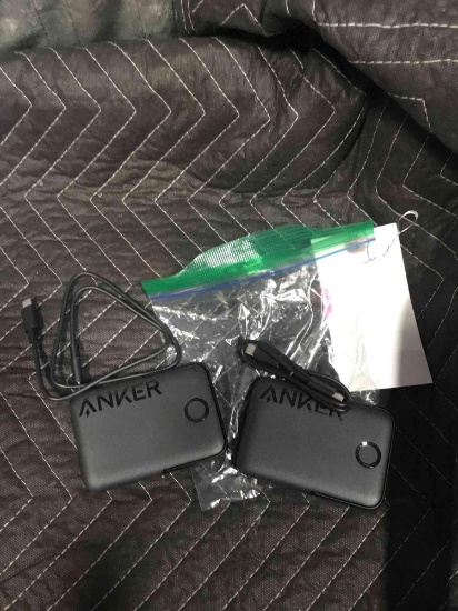 Wanker MagGo Magnetic Power Banks With Kickstands