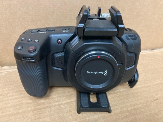 BlackMagicDesigns Pocket Cinema 4k Camera w/ Smallrig Tripod Mounts