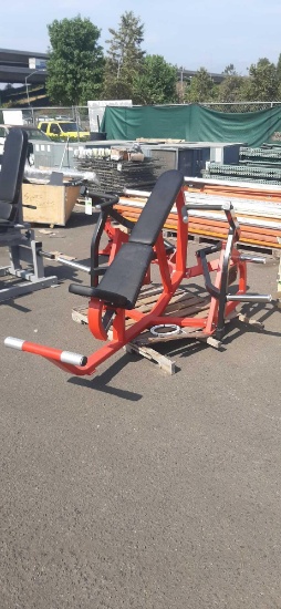 Super Incline Shoulder Press
