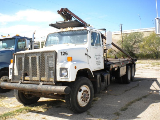 1981 International F2574 Roustabout