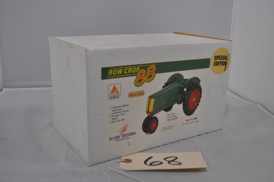 AGCO Oliver Row Crop 88 - Special Edition - 1/16th scale