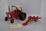 International 886 with Cab & duals and International plow - 1/16th scale - No boxes