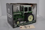 Ertl AGCO Oliver 1655 with Hiniker Cab - 1/16th scale