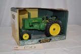Ertl John Deere Wide Front model  G - Collector Edition - 1/16th scale