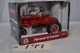 Ertl IH McCormick Farmall B tractor - 1/16th scale