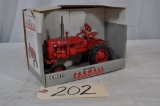Ertl  McCormick Farmall Super-A tractor - 1/16th scale