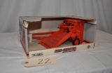 Ertl Allis-Chalmers Roto-Baler - highly detailed - 1/16th scale