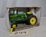 Ertl John Deere 1961 Model 4010 diesel tractor - highly detailed - 1/16th scale