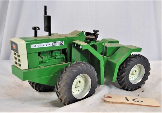 Oliver 2655 tractor - 1/16th scale - steering wheel & 3 pt hitch broke