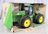 Ertl John Deere 8760 4WD tractor with duals & cab - Collectors Edition - 1/16th scale