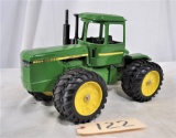 John Deere 8650 with duals & cab - 1/16th scale - no box