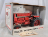 Ertl International 966 tractor - Special Edition - 1/16th scale