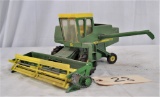 John Deere 6600 Combine with head attachment - Vintage - 1/24th scale