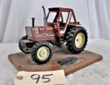 Hesston 980DT tractor - Limited Edition - The Prime Line - 1/16th scale