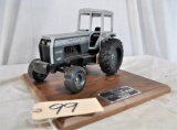 White Farm Equipment 2-135 tractor with cab - 1/16th scale
