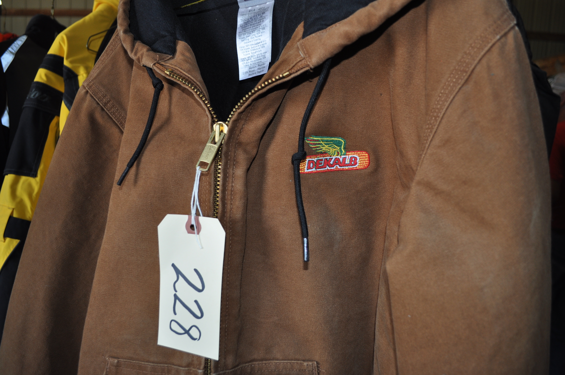 Carhartt Dekalb Jacket - Size Medium | Proxibid