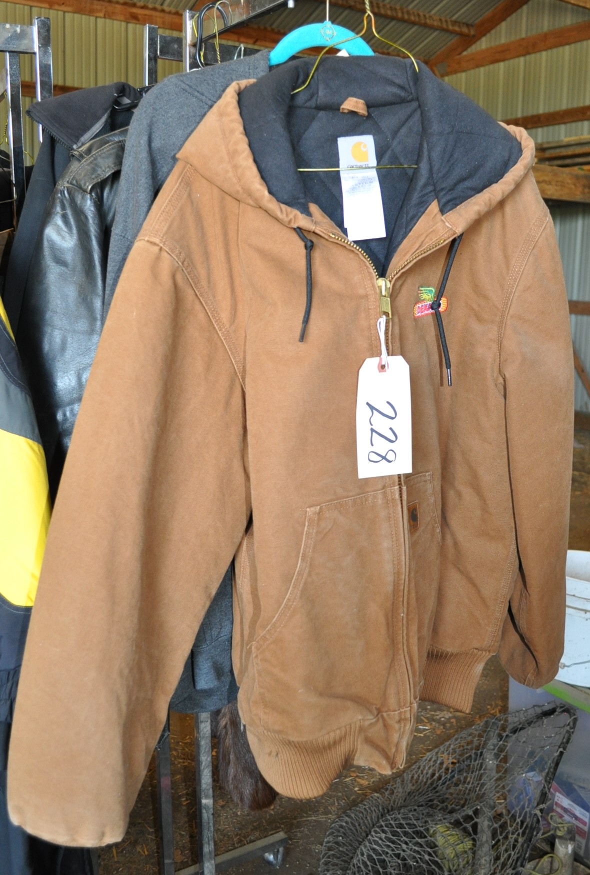 Carhartt Dekalb Jacket - Size Medium | Proxibid