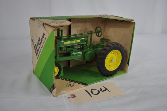 Ertl 1/16th John Deere 1934 Model A Tractor