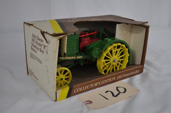 Ertl 1/16th John Deere 1915 Model R Waterloo Boy - Collector's Edition