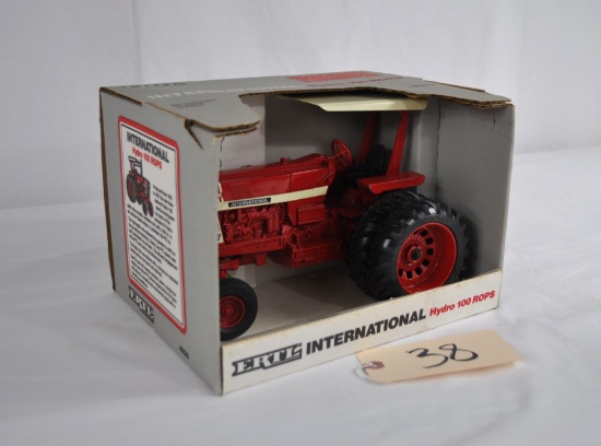 Ertl 1/16th International Hydro 100 ROPS Tractor - Special Edition