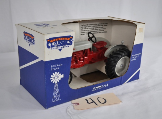 Country Classics by Scale Models 1/16th Ford 900 Tractor