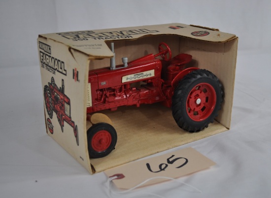 Ertl 1/16th Farmall 350 Tractor