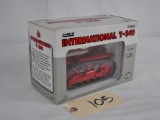 Ertl 1/16th International T-340 Crawler