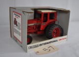 Ertl 1/16th International 1566 Tractor - Special Edition
