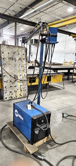 Miller Deltaweld 350 Wire Feed Welder with Boom Arm