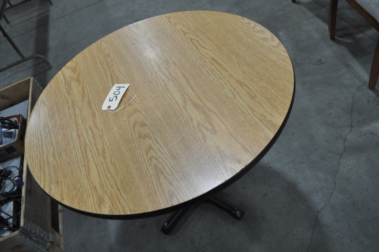 7 - 4'dia. Round tables & 1 3' dia. Round table