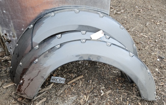 4 Bushwacker guards - Like new off Ford