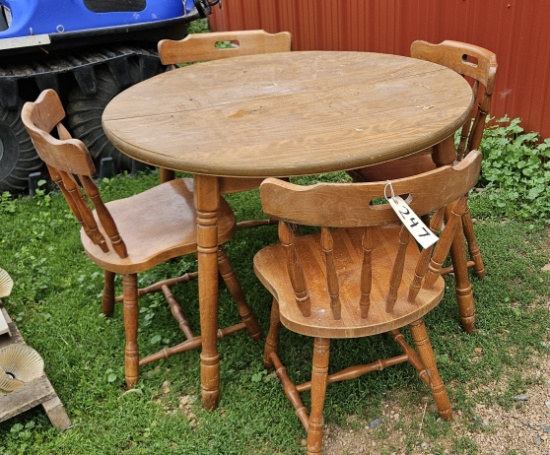 Kitchen Table & 4 chairs