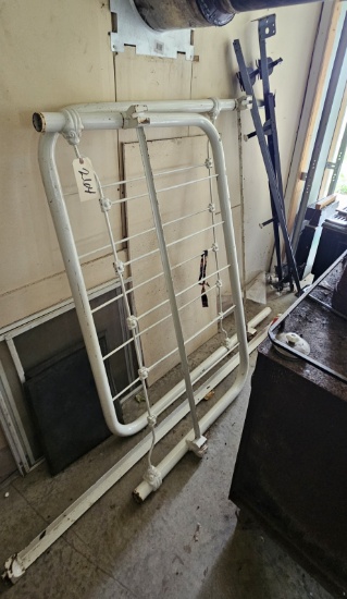 Twin Metal Headboard and Footboard & bed frame