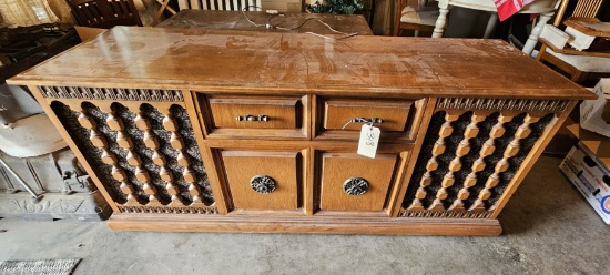 Curtis Mathes Console Radio & Record Player