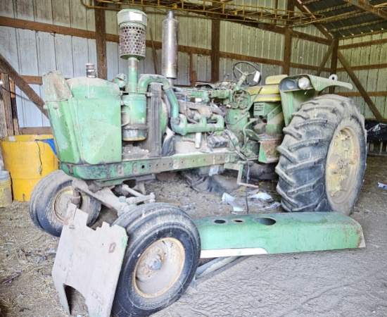 1961 John Deere 4010 - Non Running