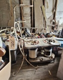 Ivanhoe 120 Kerosene Stove & Metal Plant Stand