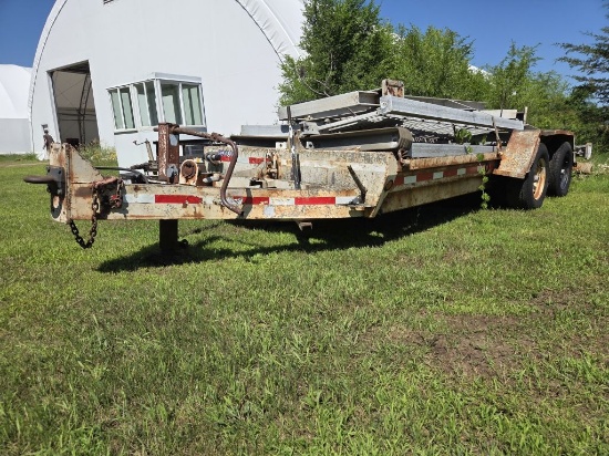 1993 Towmaster Heavy Duty Tandem Axel Trailer 19' Long 81" Wide Contents Not Included