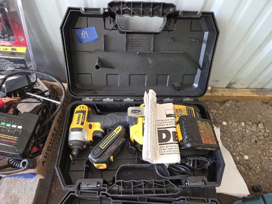 20 Volt Dewalt Impact Driver with 3 Batteries & Charger