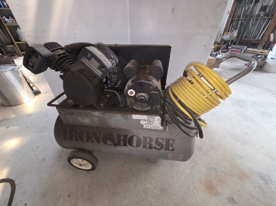 Iron Horse 5.6 CFM Electric Air Compressor