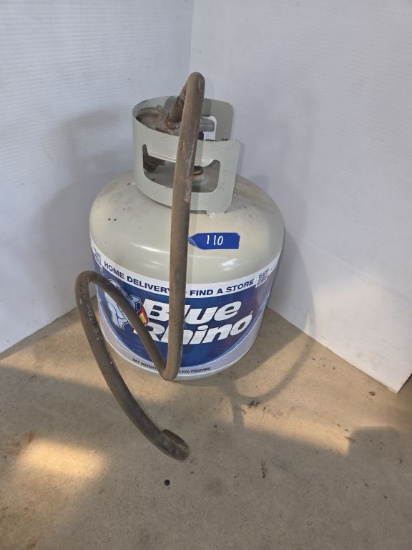 Propane Tank with Fitting