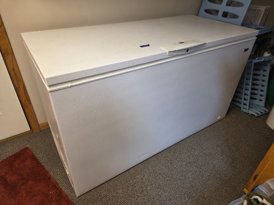 Kenmore Chest Freezer- 60"Lx27"Dx35"H