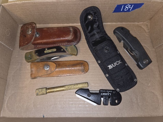 Folding Knives Includes Schrade Old Timer and Buck Folding Knife