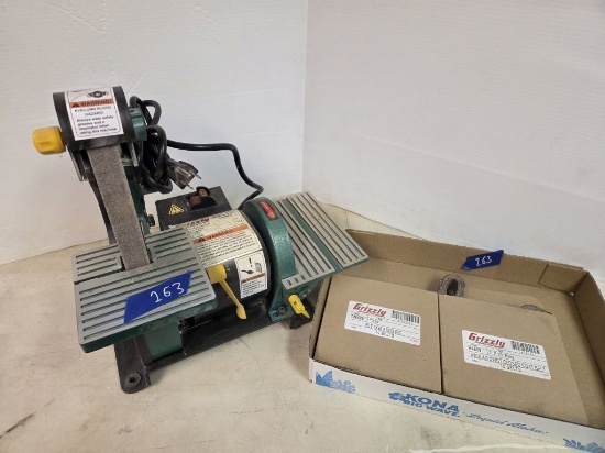 Grizzly Brand Disc and Belt Sander w/Extra Belts