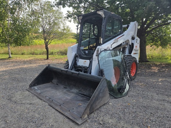 2016 Bobcat S590 W/ 79" Material Bucket- 2 Speed- Doosan Diesel Engine- 159Hrs